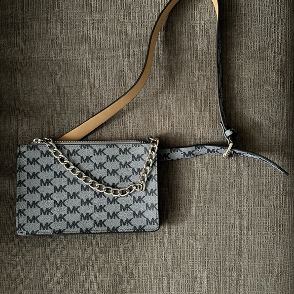 Michael Kors Belt Bag - Picture 3 of 5